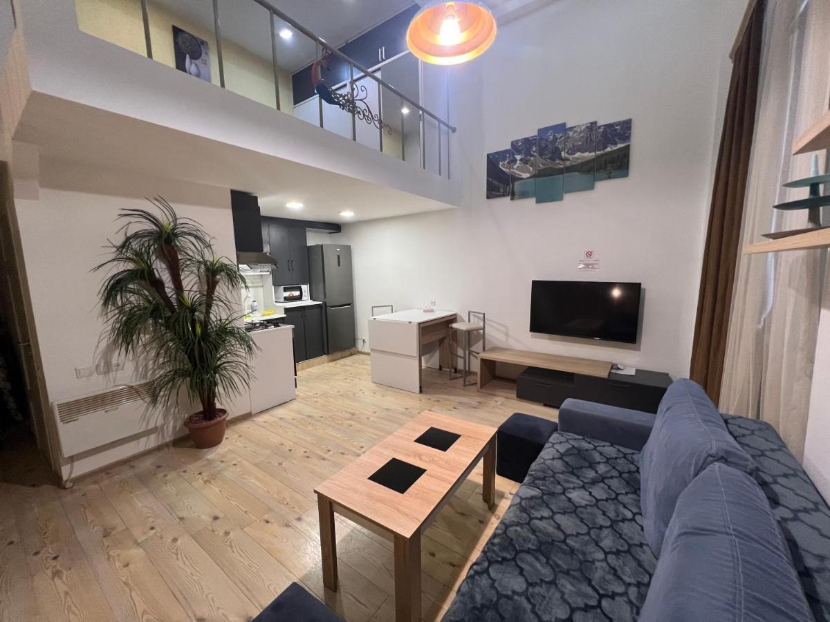 Dublex Apartment In Yerevan Komitas D1 Exteriér fotografie